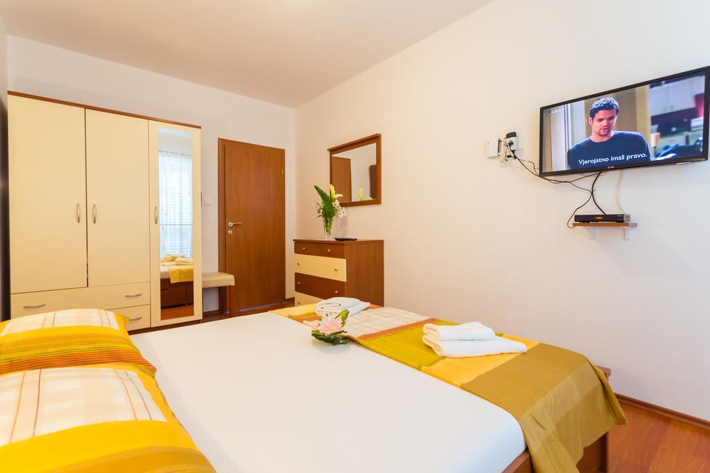 Apartments Slavica Pomena Δωμάτιο φωτογραφία