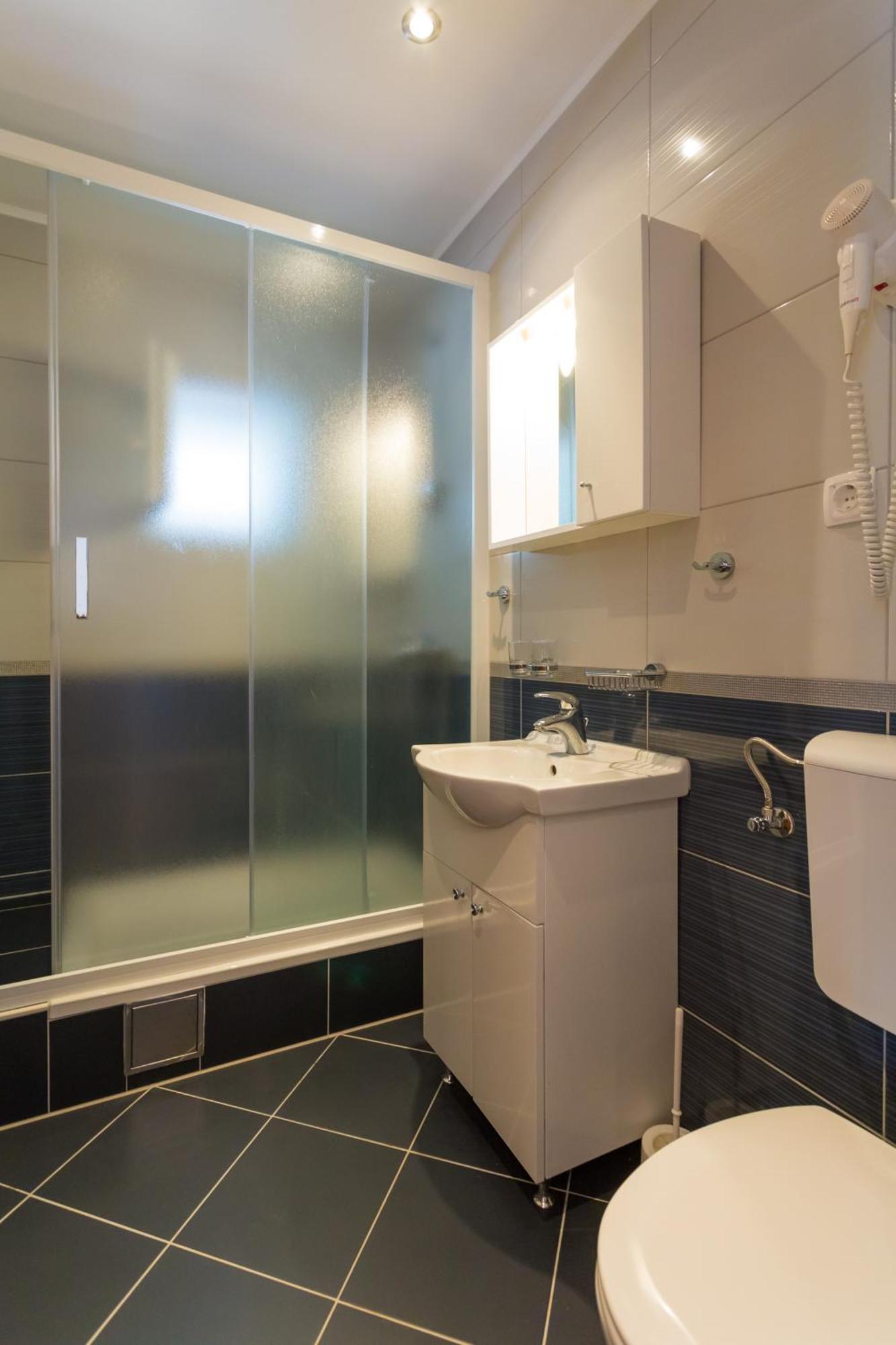 Apartments Slavica Pomena Εξωτερικό φωτογραφία