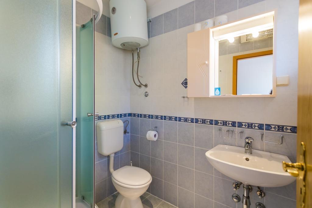 Apartments Slavica Pomena Εξωτερικό φωτογραφία