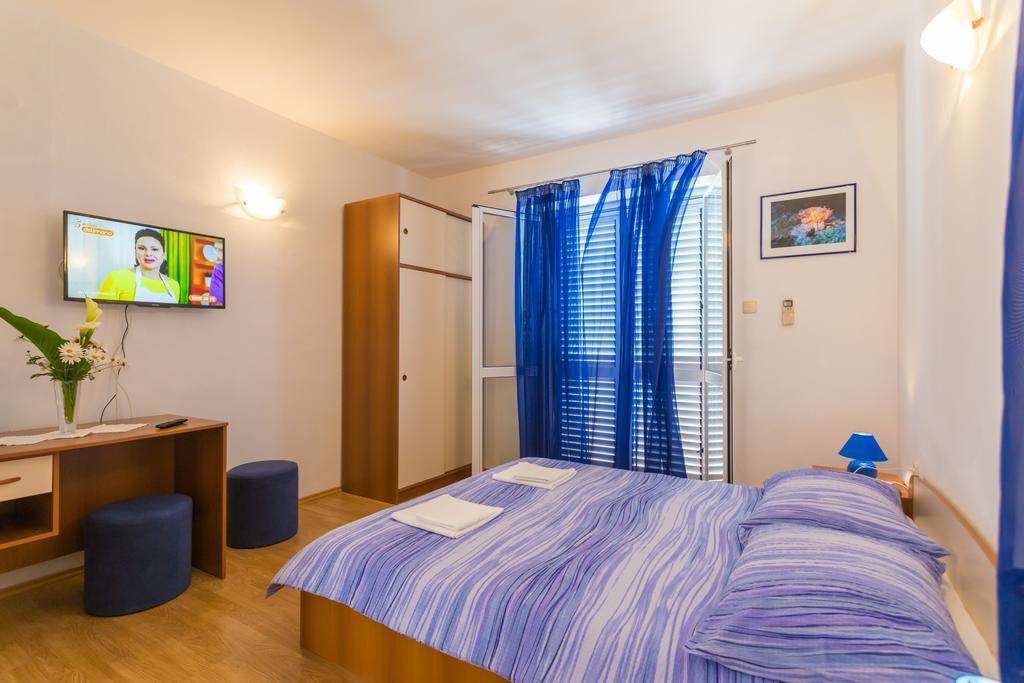 Apartments Slavica Pomena Εξωτερικό φωτογραφία