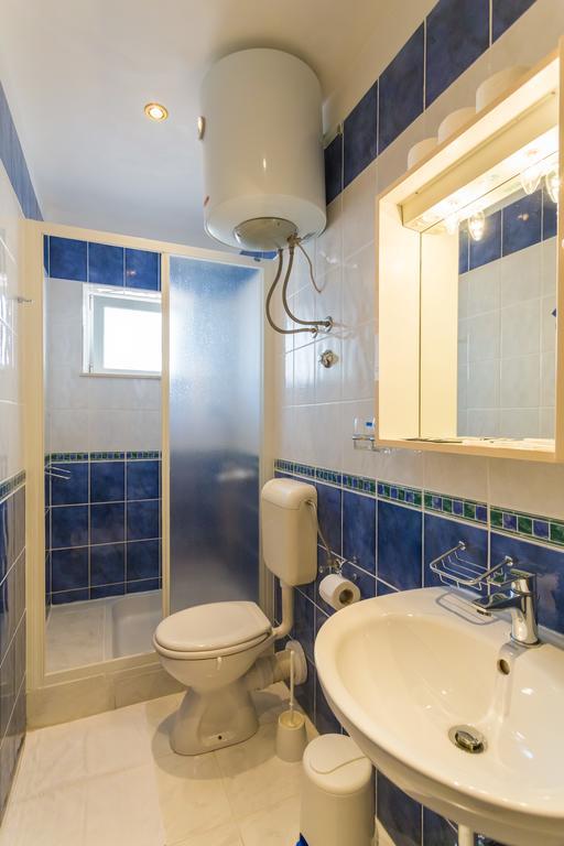 Apartments Slavica Pomena Εξωτερικό φωτογραφία